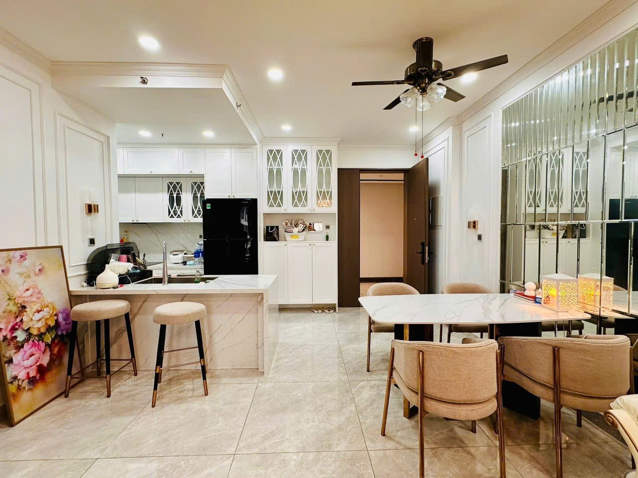 Bán Căn Hộ Tầng 7 M8 Midtown Phú Mỹ Hưng Q7